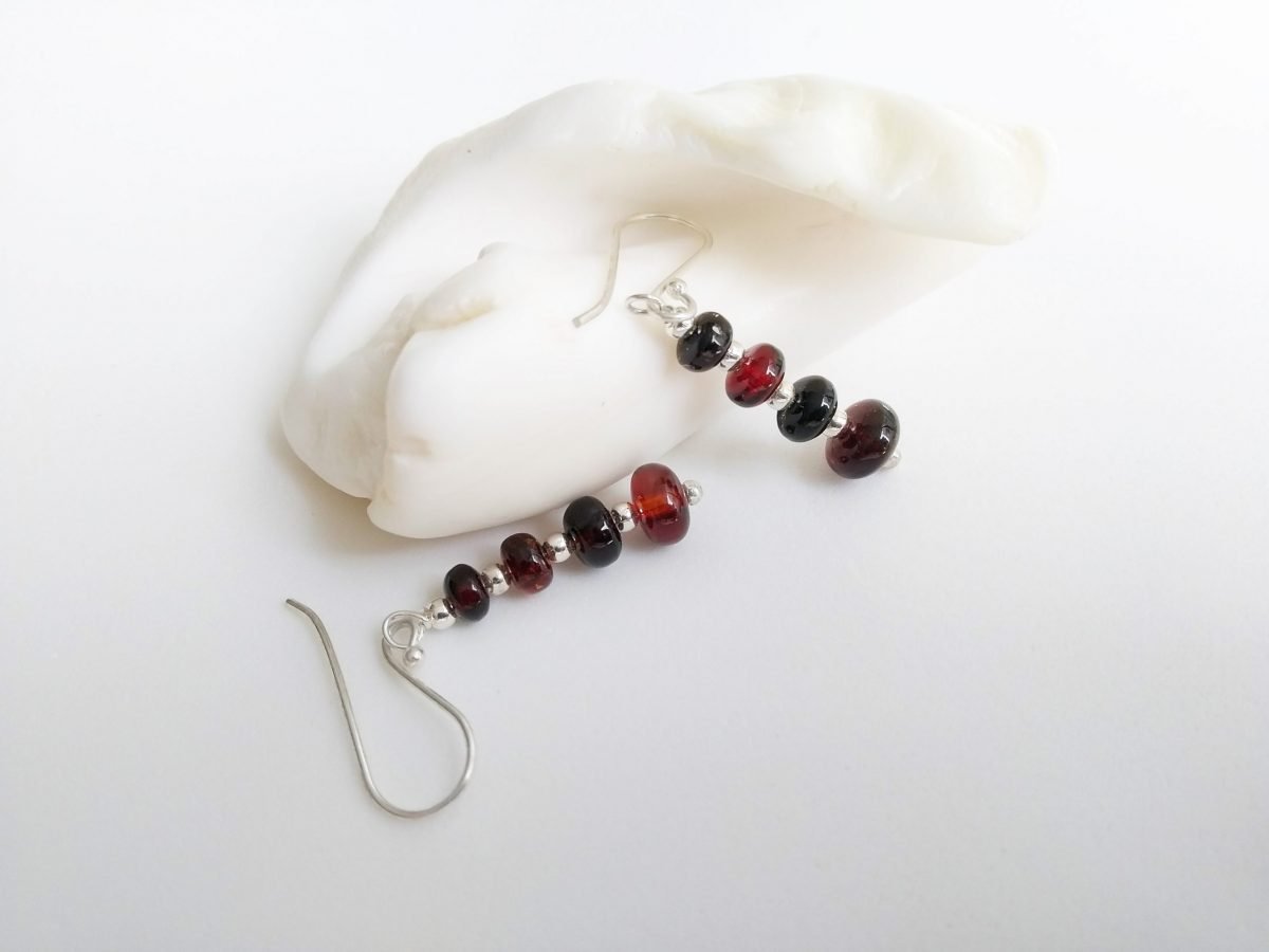 Aretes esferas de ámbar rojo - Imagen 2
