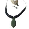 Juego de collar y aretes ámbar rojo y jade