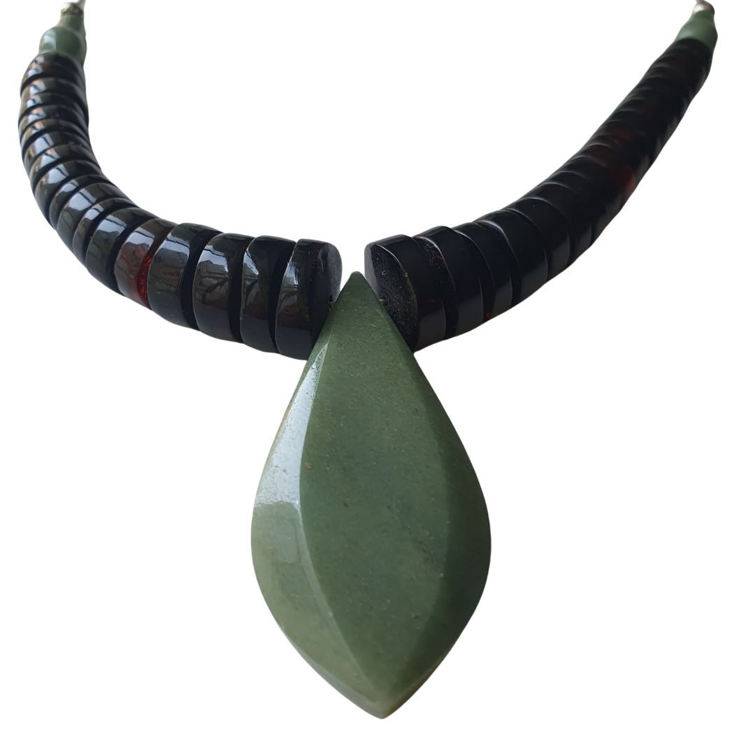 Juego de collar y aretes ámbar rojo y jade - Imagen 2