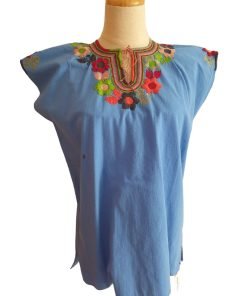 Blusa bordada a mano manga corta. Talla 32-34 (Mediana)