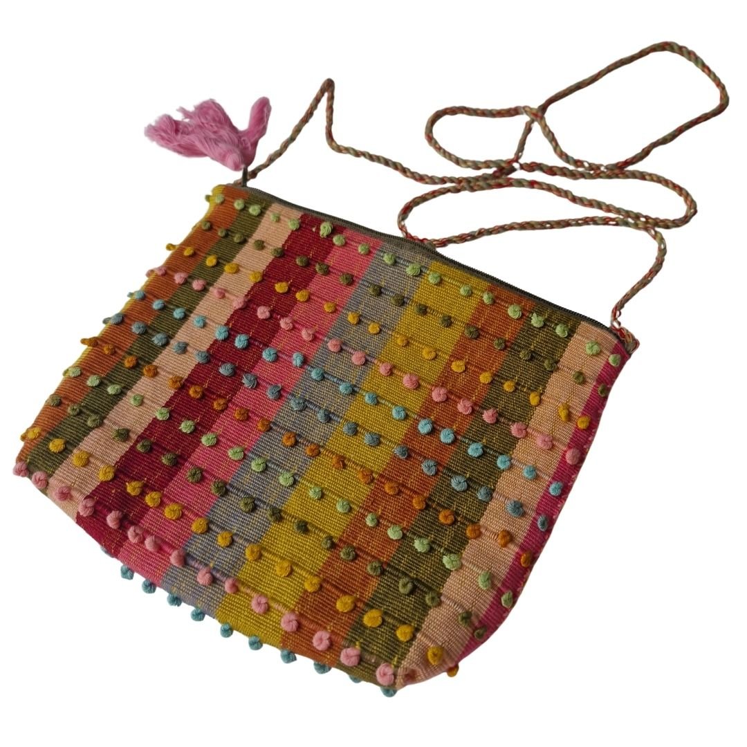 Bolsa Cosmetiquera bordada