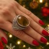 Anillo de ámbar claro ovalado ajustable