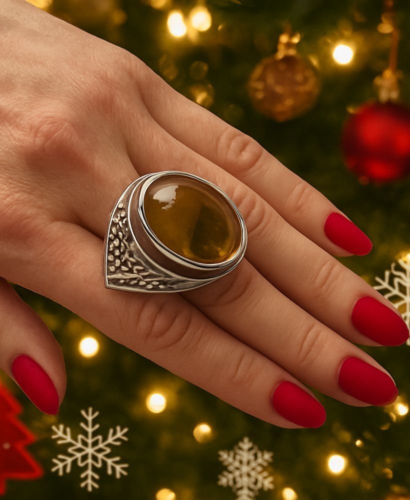 Anillo de ámbar claro ovalado ajustable